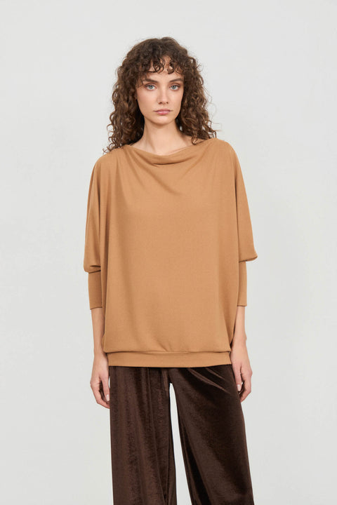 Oversized μπλούζα με ντραπέ λαιμόκοψη