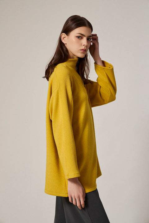 Μπλούζα με όρθιο γιακά