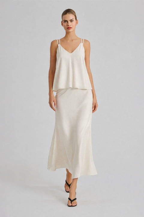 Αμάνικο top με λεπτές τιράντες και ντραπέ πλάτη